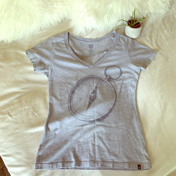 DC Grey V-Neck T-Shirt with Compass Print - Picture 1 of 8